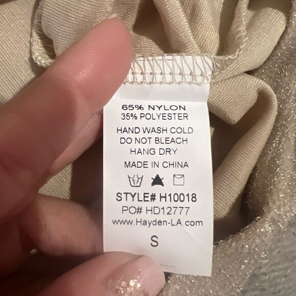 NWT Hayden women's long sleeve sparkle gold top with balloon sleeves size small - Picture 8 of 10